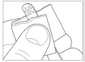 Disegno in bianco e nero che mostra una mano che preme il pulsante superiore di un dispositivo medico per l