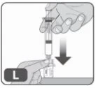 Una mano tiene una siringa e la spinge verso il basso con una freccia che indica il movimento per aspirare il contenuto da un flacone