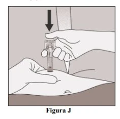 Una mano preme verticalmente una penna iniettrice sulla pelle dell'addome