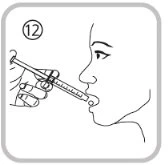 Disegno lineare di una mano che inserisce l'ago della siringa nel tappo di un flacone