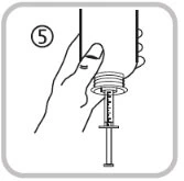 Una mano tiene verticalmente un flacone di medicinale mentre l'altra lo sostiene