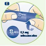 Two hands holding a blue injection pen showing a dosage indication of 0.1 mg and a magnified detail of the graduated scale at the tip