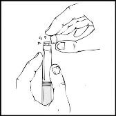 Disegno lineare di due mani che rimuovono il tappo protettivo da un dispositivo medico a forma di penna mediante una pressione verso il basso
