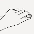 Disegno a linee nere di una mano che impugna orizzontalmente una penna iniettore medica per l