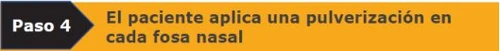 Banner orizzontale con freccia nera a sinistra contenente la scritta Passo 4 e sfondo giallo con il testo Il paziente applica una nebulizzazione in ogni narice