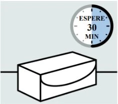 Disegno schematico di una scatola rettangolare con un orologio circolare in alto a destra che indica un tempo di 30 minuti