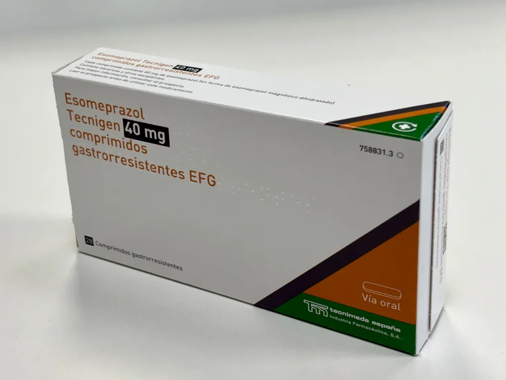 Esomeprazolo Tecnigen 40 mg compresse gastroresistenti EFG compresse, rivestite con film