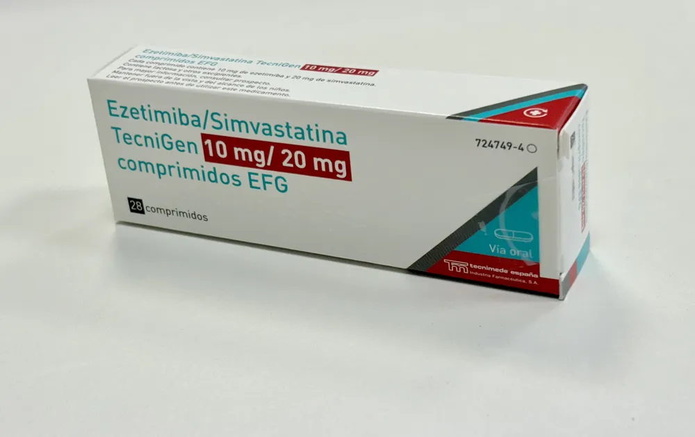 Ezetimiba/simvastatina Tecnigen 10 mg/20 mg compresse EFG compresse