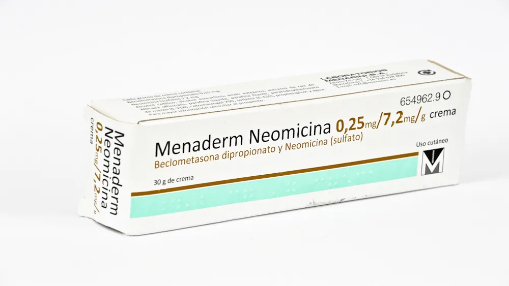 Menaderm neomycin 0.25 mg/7.2 mg/g cream cream