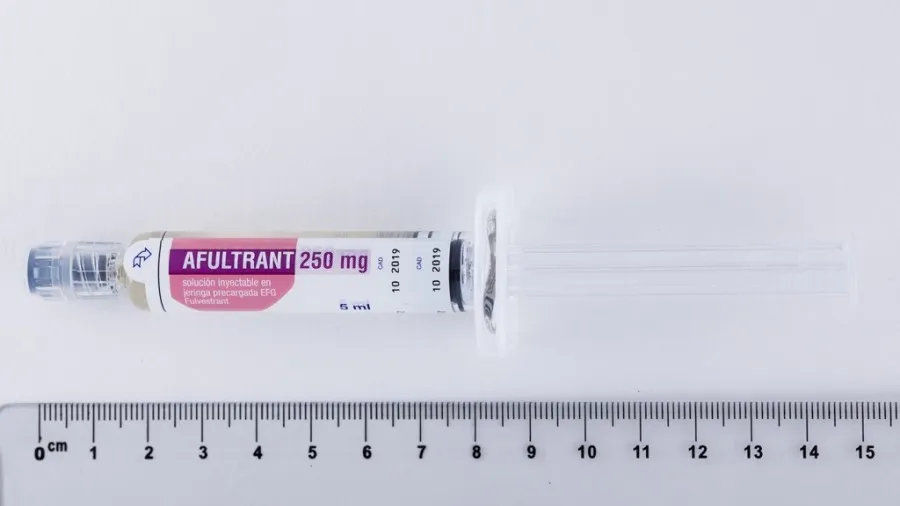 Strantas 250 mg solution for injection in pre-filled syringe EFG solution for injection