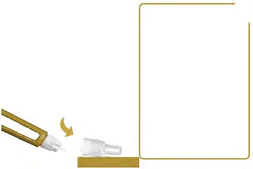 Un dispositivo médico con punta blanca se inserta en un soporte transparente junto a un borde rectangular dorado sobre fondo blanco