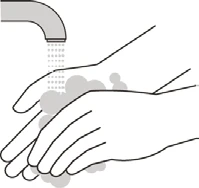 Dos manos bajo un grifo abierto que emite agua y genera espuma de jabón para el lavado cuidadoso de las manos