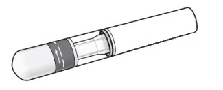 Dibujo técnico de una pluma inyectora médica con cuerpo cilíndrico, sección transparente que muestra el