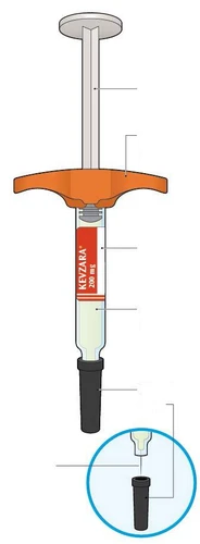 Schemat techniczny sylfonu wstępnie napełnionego Kevzara 200 mg z tłociskiem, szklanym ciałem z płynem i czarnym końcówką, z powiększonym szczegółem konektora