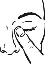 Dibujo en blanco y negro de una mano que utiliza un dedo para presionar suavemente el párpado cerrado de un rostro cerca de la nariz