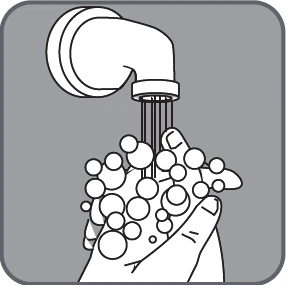 Dibujo en blanco y negro de una llave abierta que deja correr agua sobre manos llenas de burbujas de jabón para el lavado