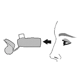 Dibujo estilizado de un dispositivo médico que se acerca al perfil del rostro de una persona con una flecha negra que indica la dirección