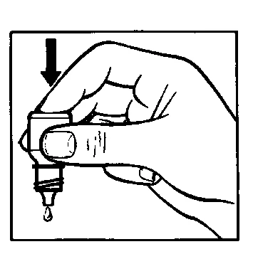 Una mano presiona hacia abajo un frasco con cuentagotas para hacer caer una sola gota de líquido por la boquilla