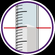 Ilustración circular de una jeringa con líquido gris que alcanza la línea roja de dosificación sobre un fondo blanco y bordes morados
