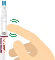 Рука нажимает пальцем на белое медицинское устройство Yorvipath, зелёные иконки указывают на