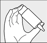 La mano sinistra tiene verticalmente un flaconcino bianco con pipetta, pronta per dosare il farmaco in un'istruzione medica