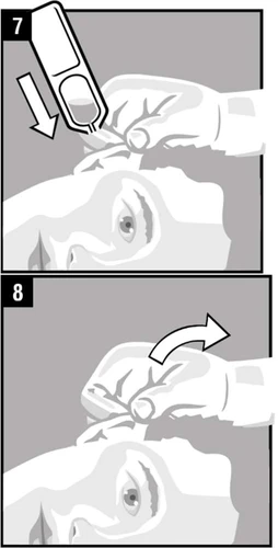 Esquema de instrucciones médicas que muestra un primer plano del rostro de una persona y las manos manipulando un dispositivo médico en dos pasos numerados 7 y 8