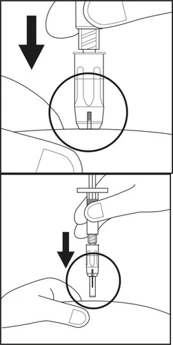 Schema illustrativo che mostra due fasi d'uso della siringa, con frecce nere che indicano la direzione del movimento del dispositivo verso il corpo
