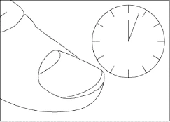 Primer plano del dedo gordo del pie junto a un reloj de pared redondo con horas marcadas sobre fondo blanco en forma de contorno negro