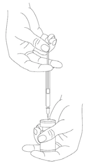 Disegno che mostra due mani, una delle quali tiene una siringa e l'altra stabilizza un piccolo flaconcino durante la preparazione della dose del farmaco