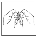 Dos manos sujetando y desplazando horizontalmente en ambas direcciones un objeto vertical de forma irregular mediante dos dedos de cada mano