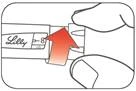 Mano impugna una penna per iniezioni con scritta Lilly, freccia rossa indica la direzione della pressione sullo stantuffo per somministrare la dose del farmaco